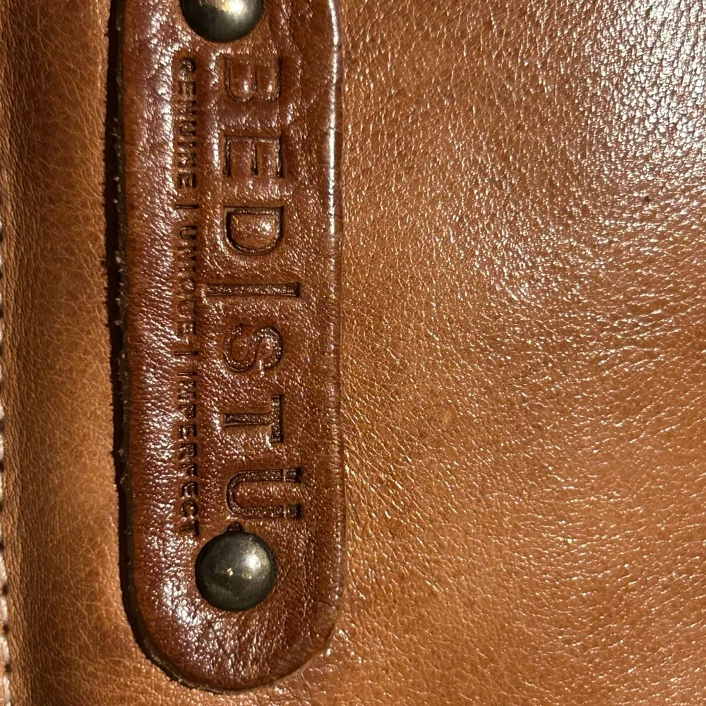 Tan Leather Women's Bag With Strap — Classic Tan